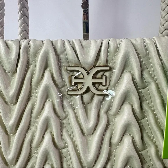 NEW SAM EDLEMAN ARI QUILTED LARGE VEGAN LEATHER TOTE SHOULDER BAG IVORY NWT!! - Picture 6 of 10